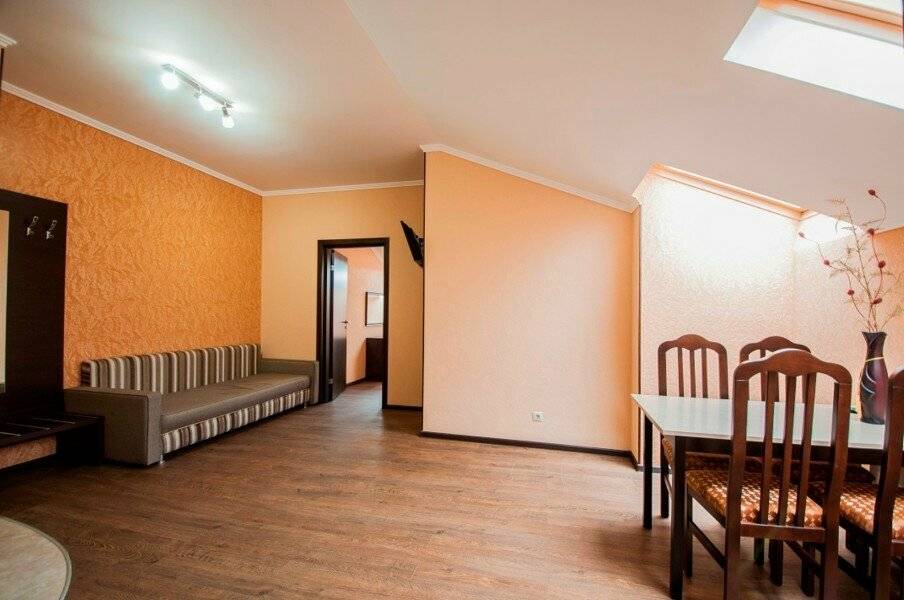 Фотографии номера Апартаменты с 1 спальней в Гостинице Вавилон Геленджик